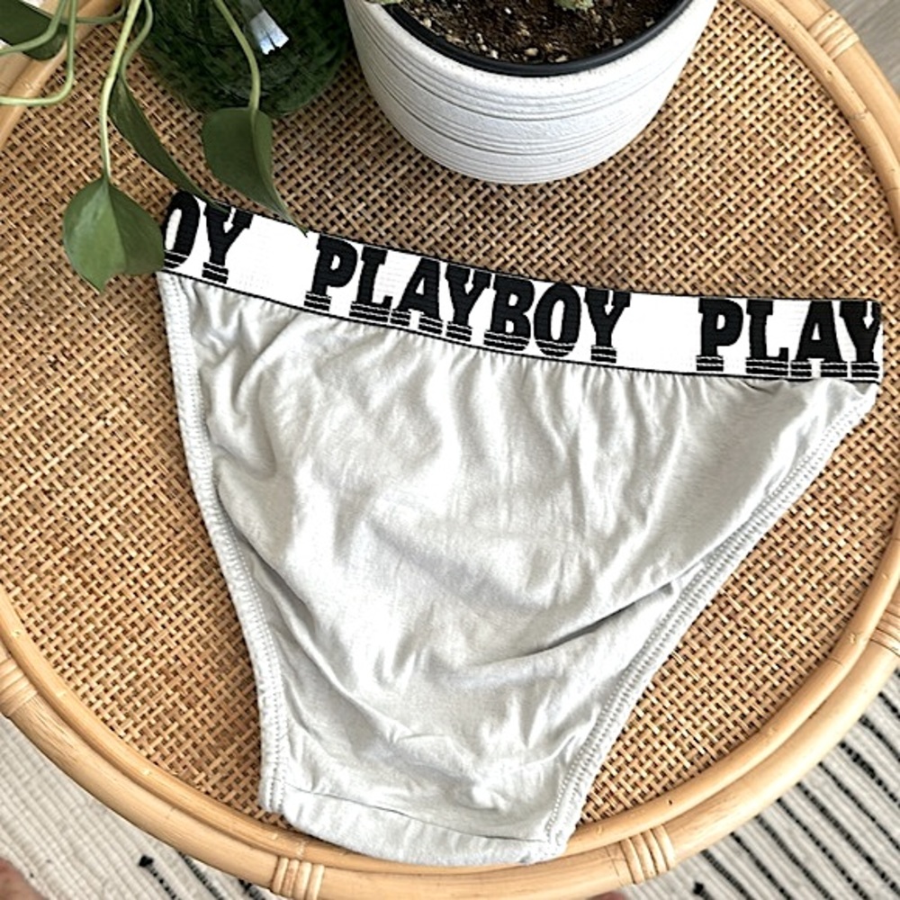 Playboy - Picture 5 of 5